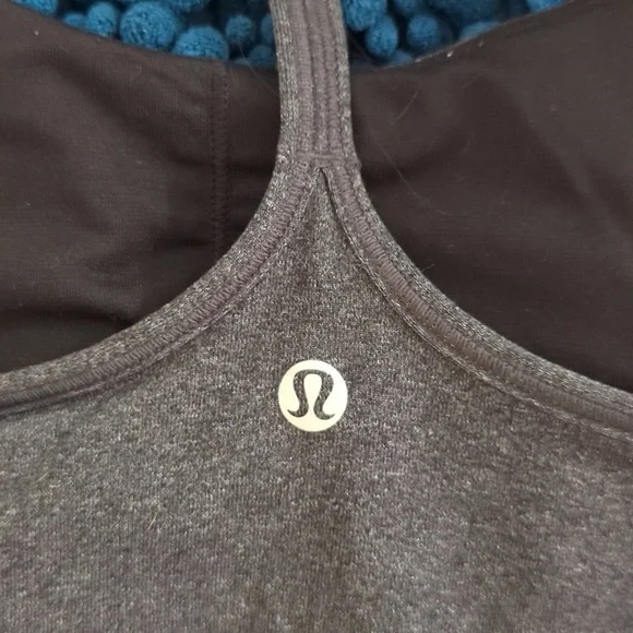 Lululemon Grey Workout Tank, Size 6 - Picture 4 of 5